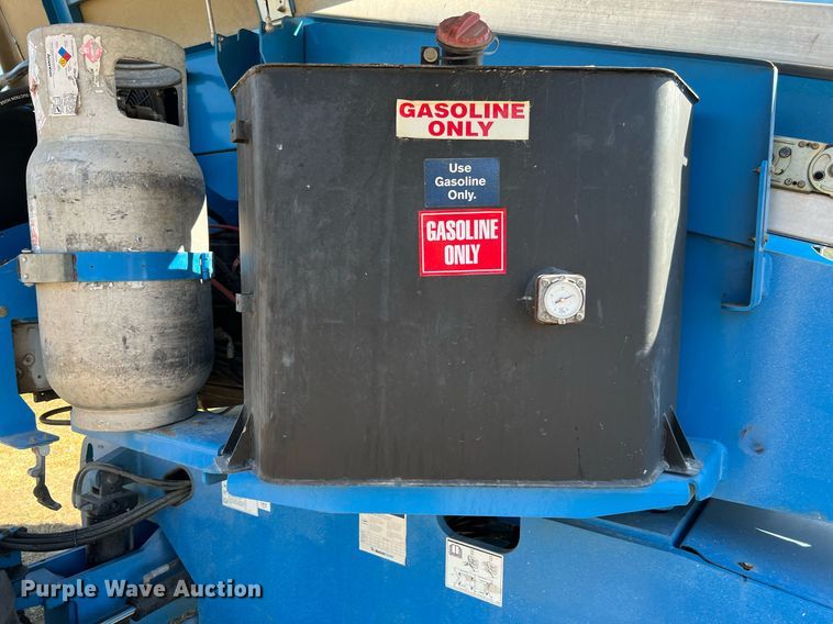 image for item DQ2170 2014 Genie S-65  boom lift