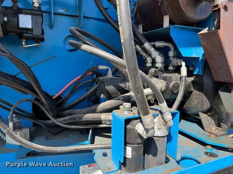 image for item DQ2170 2014 Genie S-65  boom lift