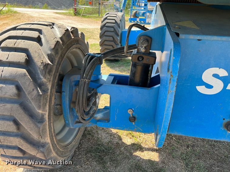 image for item DQ2170 2014 Genie S-65  boom lift