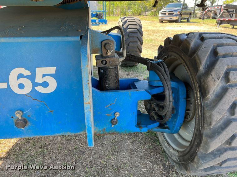 image for item DQ2170 2014 Genie S-65  boom lift