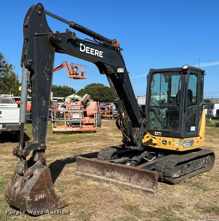 image for item DQ2171 2016 John Deere 60G  mini excavator