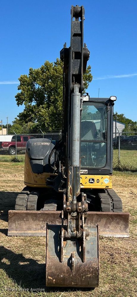 image for item DQ2171 2016 John Deere 60G  mini excavator