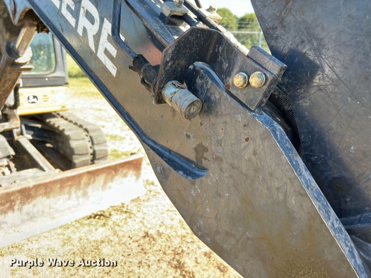 image for item DQ2171 2016 John Deere 60G  mini excavator