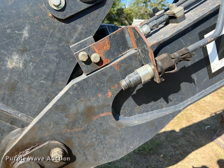 image for item DQ2171 2016 John Deere 60G  mini excavator