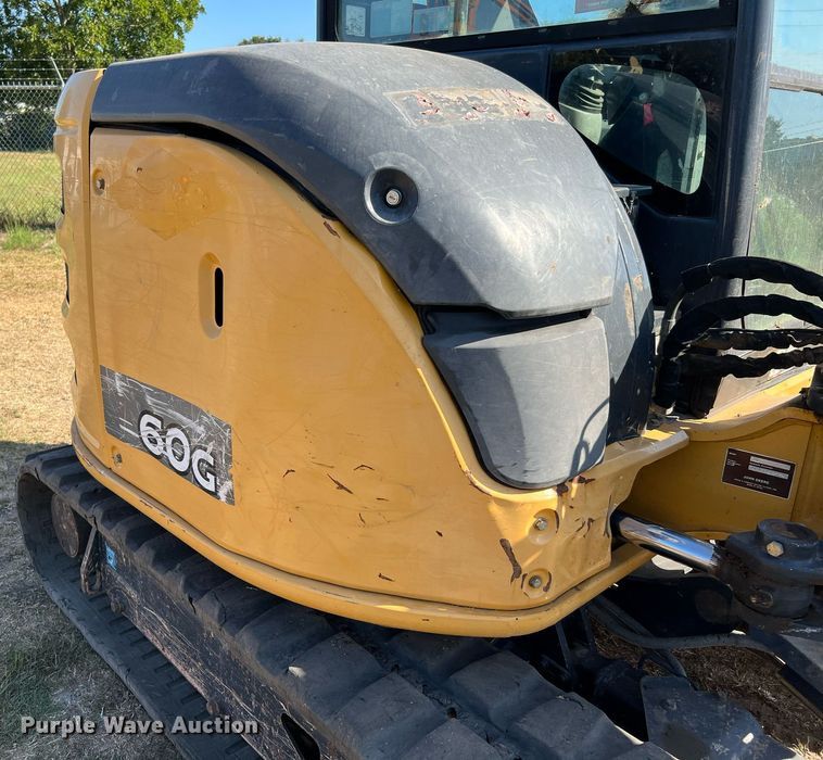 image for item DQ2171 2016 John Deere 60G  mini excavator