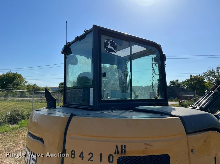 image for item DQ2171 2016 John Deere 60G  mini excavator