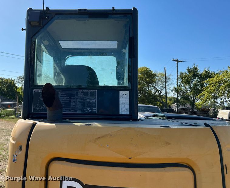 image for item DQ2171 2016 John Deere 60G  mini excavator