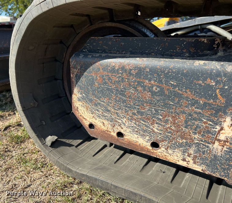 image for item DQ2171 2016 John Deere 60G  mini excavator