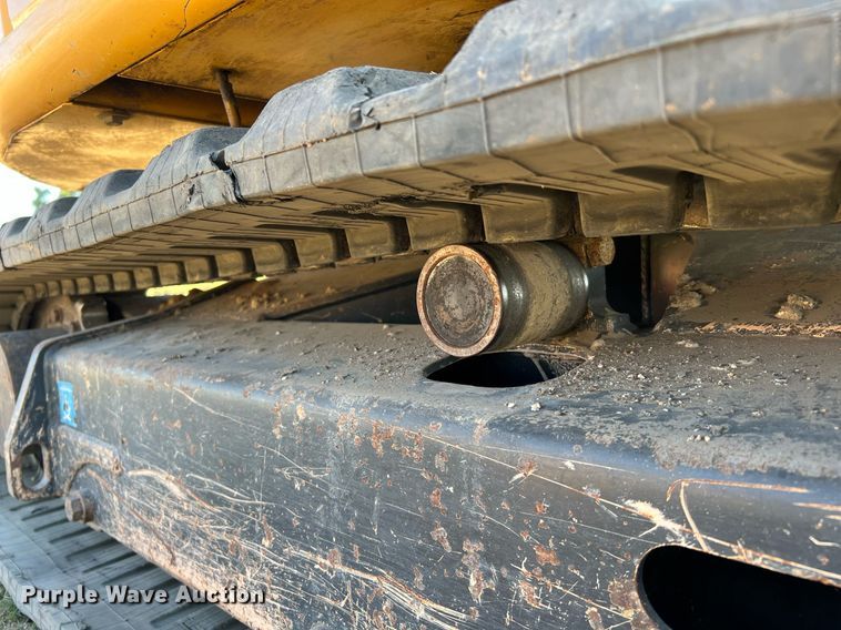 image for item DQ2171 2016 John Deere 60G  mini excavator