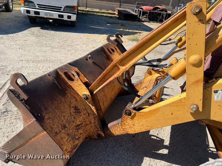 image for item DQ2172 1989 Case 580K  backhoe