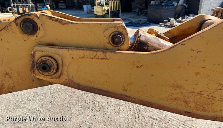 image for item DQ2172 1989 Case 580K  backhoe