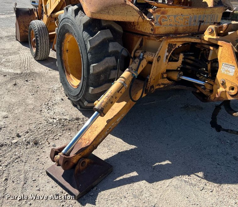 image for item DQ2172 1989 Case 580K  backhoe