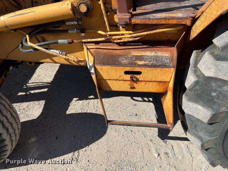 image for item DQ2172 1989 Case 580K  backhoe