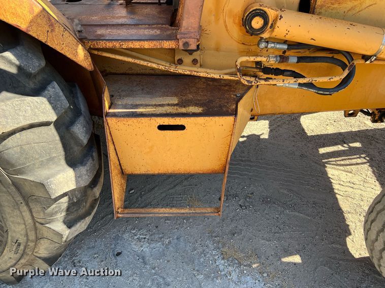image for item DQ2172 1989 Case 580K  backhoe