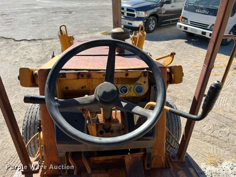 image for item DQ2172 1989 Case 580K  backhoe