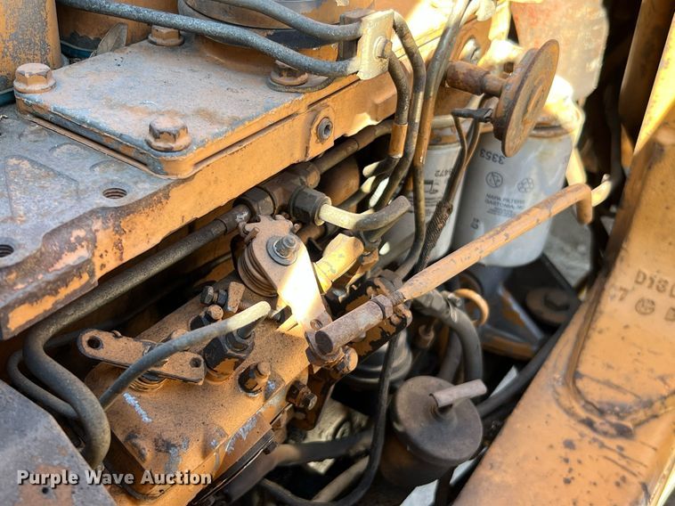 image for item DQ2172 1989 Case 580K  backhoe