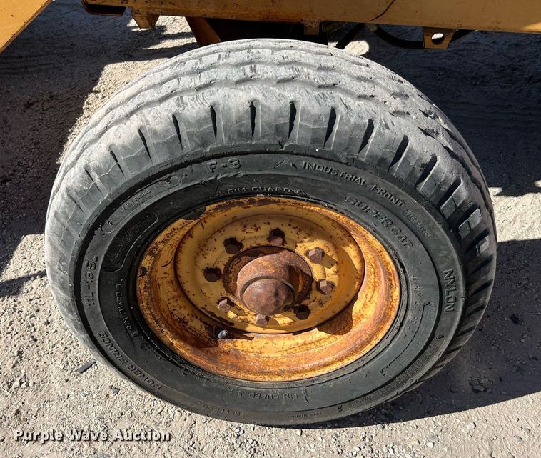 image for item DQ2172 1989 Case 580K  backhoe