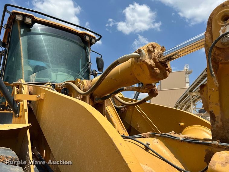image for item DQ2179 2013 Caterpillar 966K  wheel loader