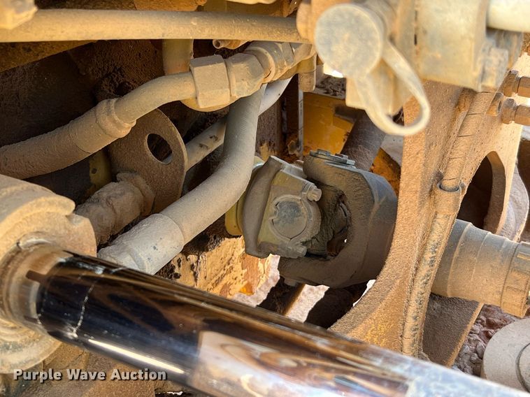 image for item DQ2179 2013 Caterpillar 966K  wheel loader