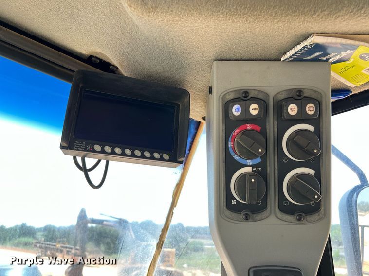 image for item DQ2179 2013 Caterpillar 966K  wheel loader