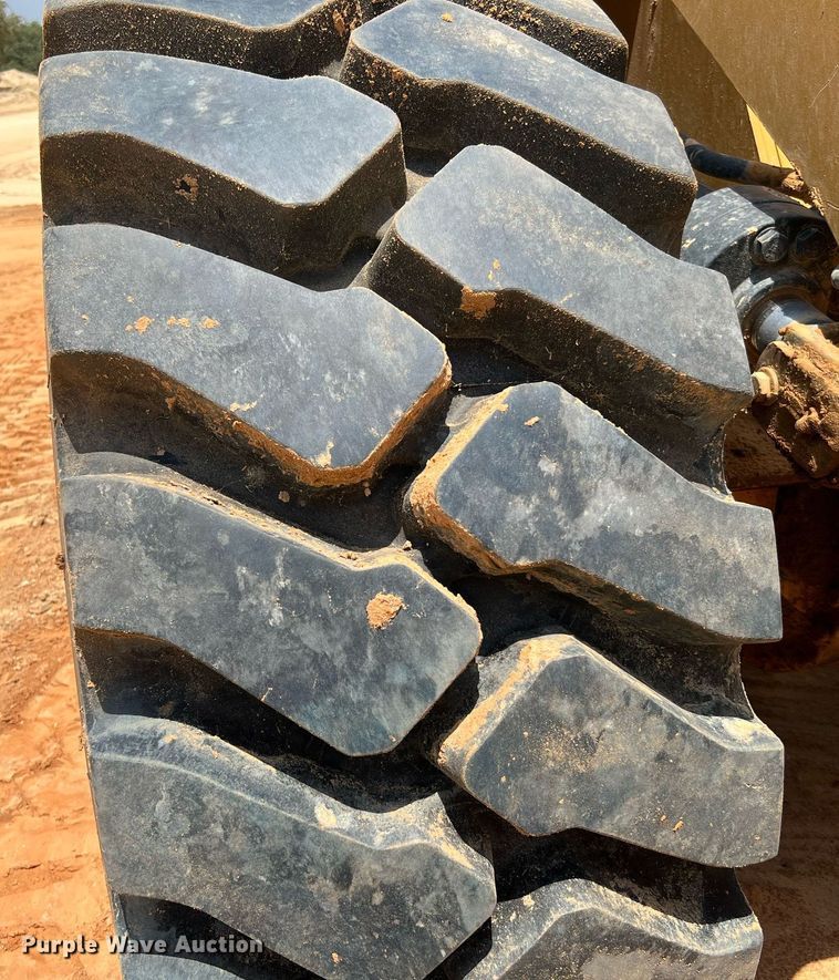 image for item DQ2179 2013 Caterpillar 966K  wheel loader