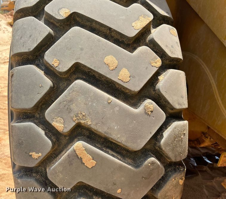 image for item DQ2179 2013 Caterpillar 966K  wheel loader