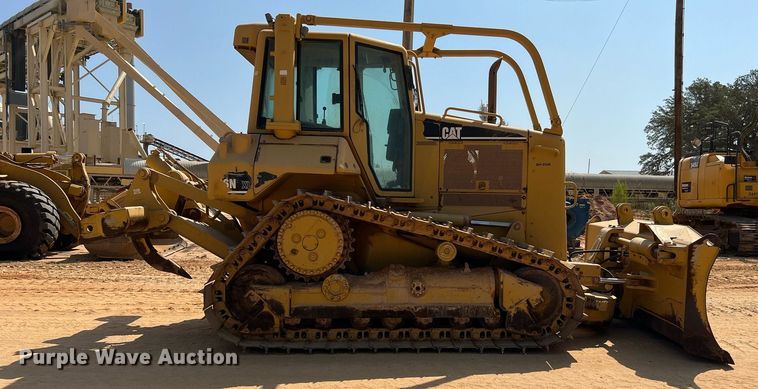 image for item DQ2182 2005 Caterpillar D6N XL  dozer