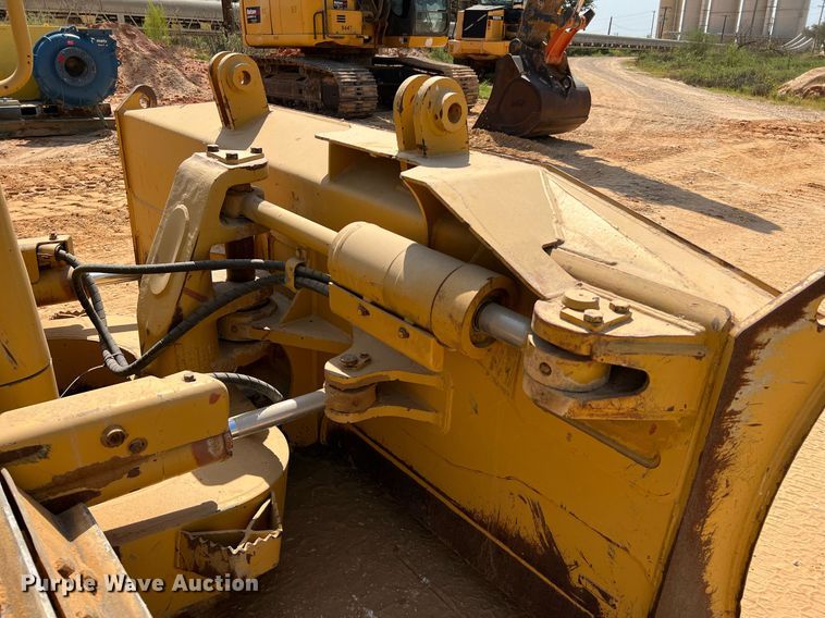 image for item DQ2182 2005 Caterpillar D6N XL  dozer