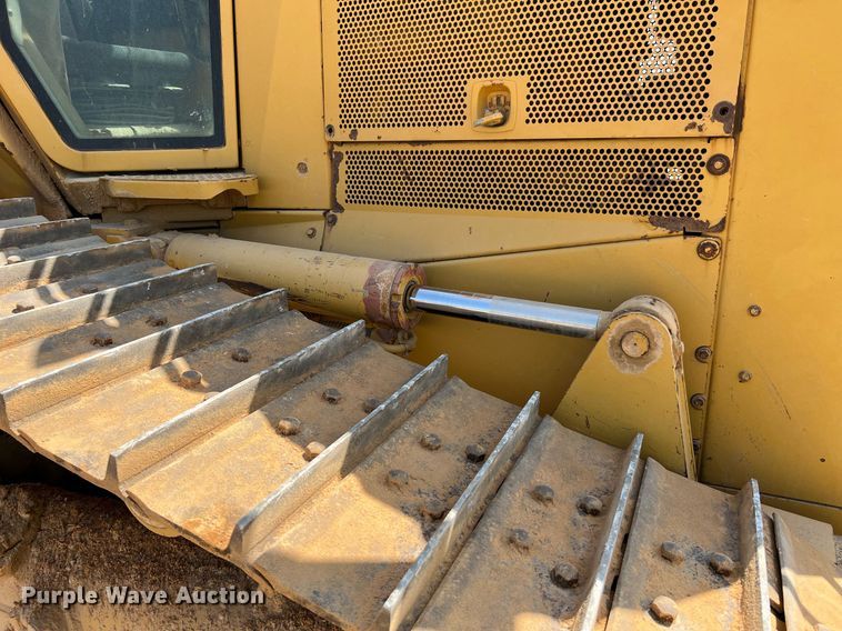 image for item DQ2182 2005 Caterpillar D6N XL  dozer
