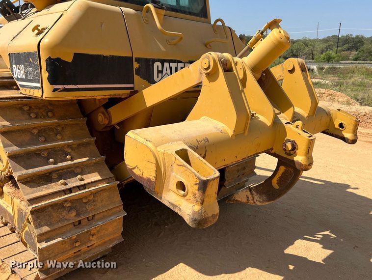 image for item DQ2182 2005 Caterpillar D6N XL  dozer