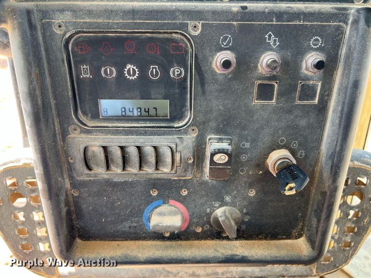 image for item DQ2182 2005 Caterpillar D6N XL  dozer