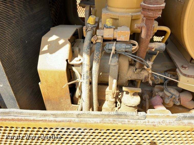 image for item DQ2182 2005 Caterpillar D6N XL  dozer