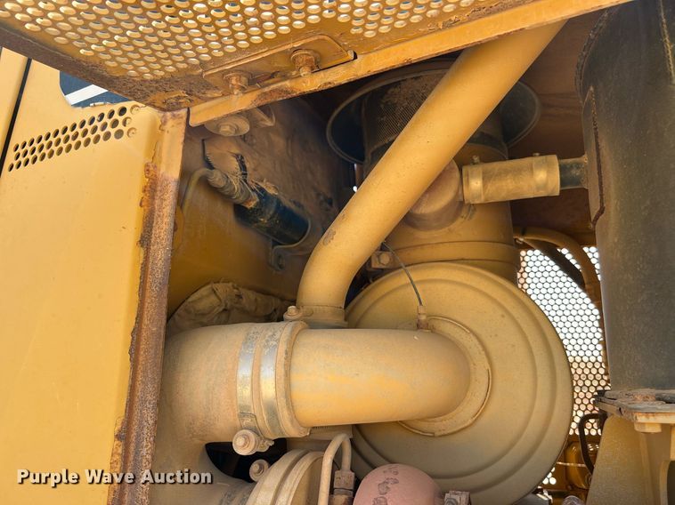 image for item DQ2182 2005 Caterpillar D6N XL  dozer