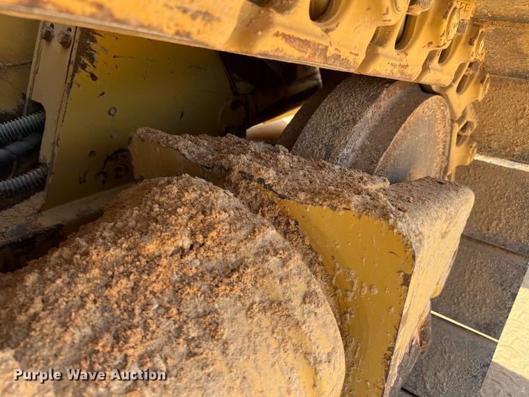 image for item DQ2182 2005 Caterpillar D6N XL  dozer