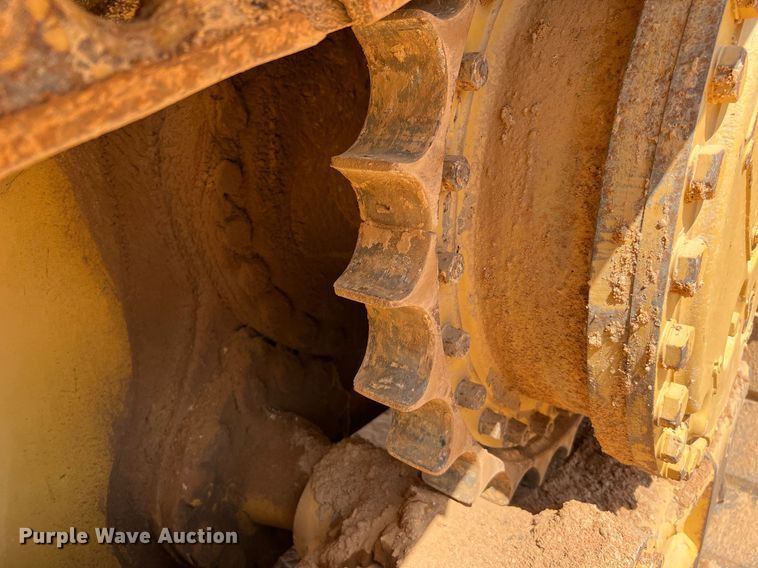 image for item DQ2182 2005 Caterpillar D6N XL  dozer