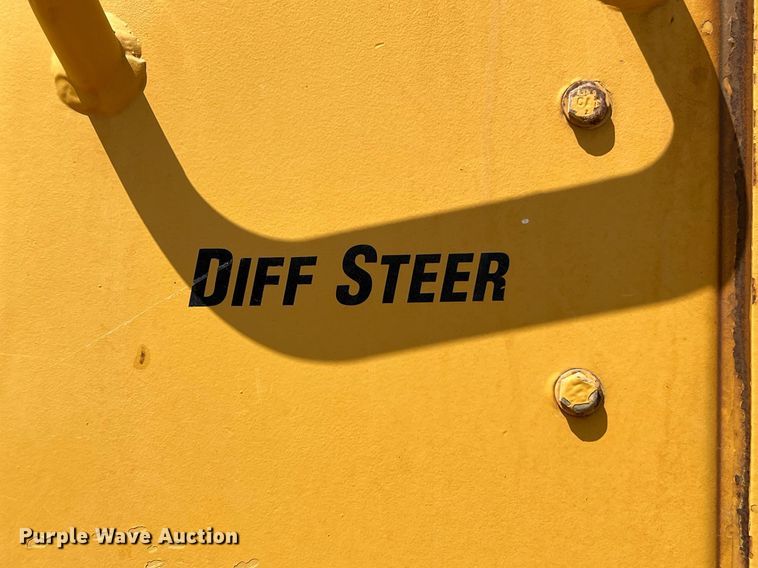 image for item DQ2182 2005 Caterpillar D6N XL  dozer