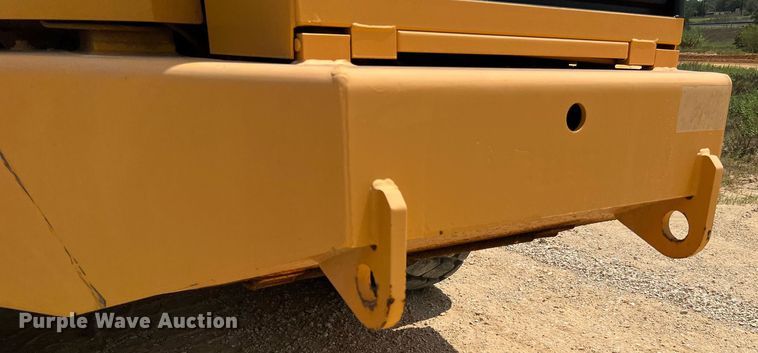 image for item DQ2183 2000 Volvo A35C  water wagon