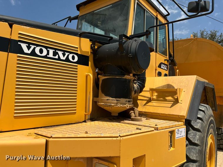 image for item DQ2183 2000 Volvo A35C  water wagon