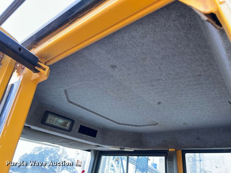 image for item DQ2183 2000 Volvo A35C  water wagon