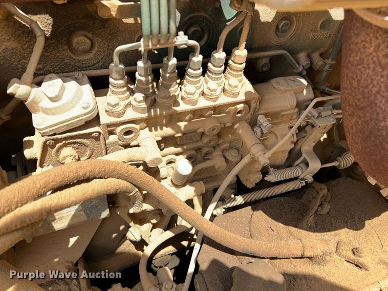 image for item DQ2183 2000 Volvo A35C  water wagon