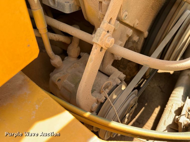 image for item DQ2183 2000 Volvo A35C  water wagon