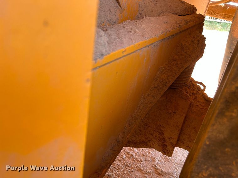 image for item DQ2183 2000 Volvo A35C  water wagon