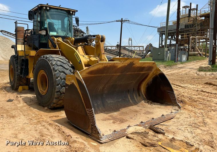 image for item DQ2186 2015 Caterpillar 966M  wheel loader