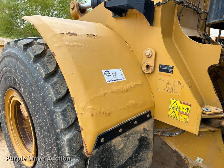 image for item DQ2186 2015 Caterpillar 966M  wheel loader