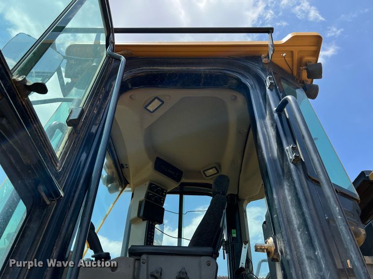 image for item DQ2186 2015 Caterpillar 966M  wheel loader