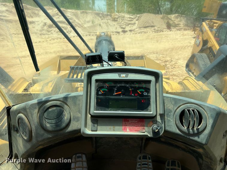 image for item DQ2186 2015 Caterpillar 966M  wheel loader