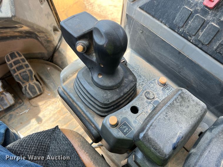 image for item DQ2186 2015 Caterpillar 966M  wheel loader