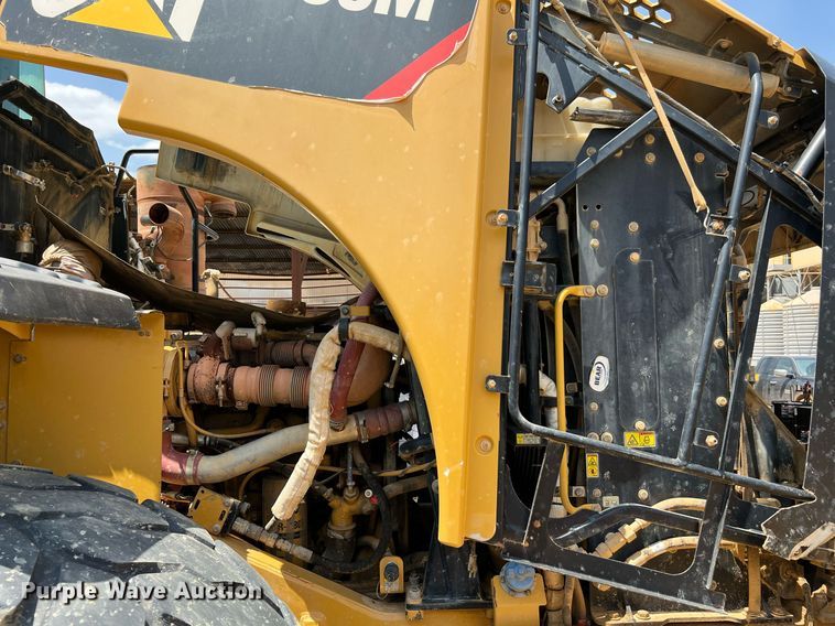 image for item DQ2186 2015 Caterpillar 966M  wheel loader