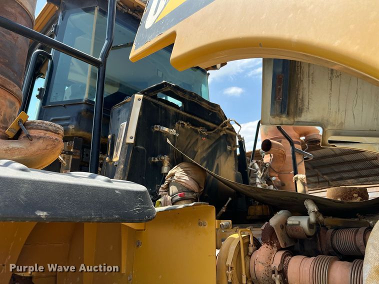 image for item DQ2186 2015 Caterpillar 966M  wheel loader