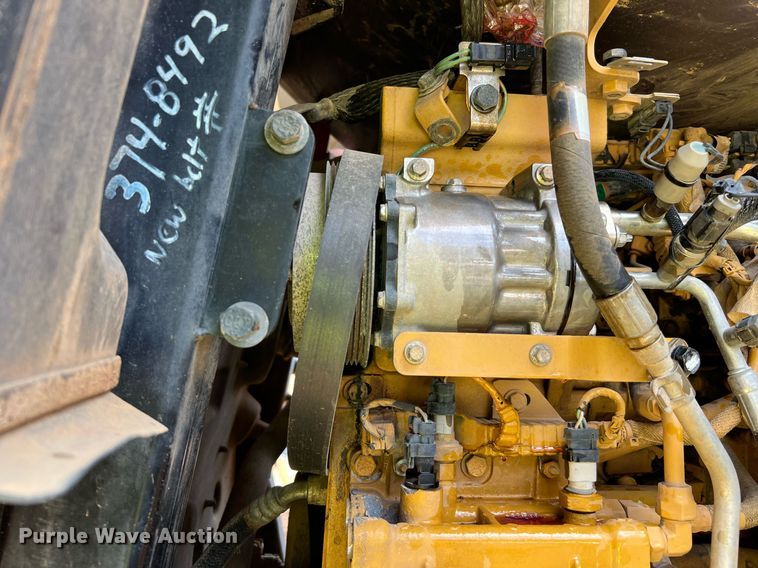 image for item DQ2186 2015 Caterpillar 966M  wheel loader